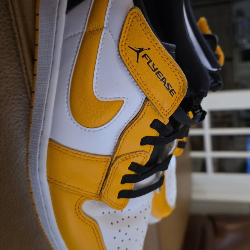 Jordan Flyease Black and Yellow Air Jordan Sneakers